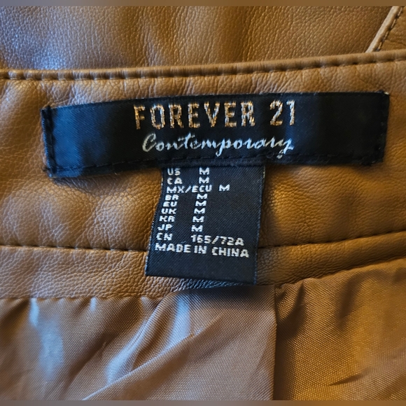 Forever 21 Brown Faux Leather Cargo Mini Skirt - Size Medium - Picture 4 of 5